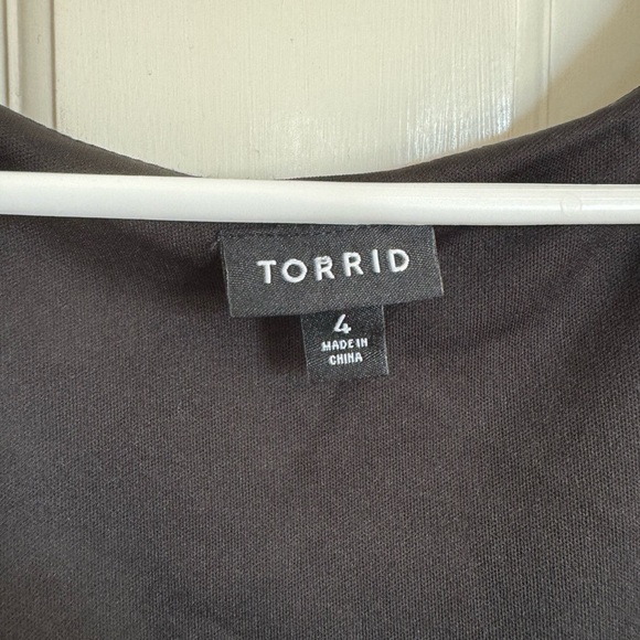 Torrid Black Luxe Ponte Skater Dress size 4 (4x). - Picture 4 of 9